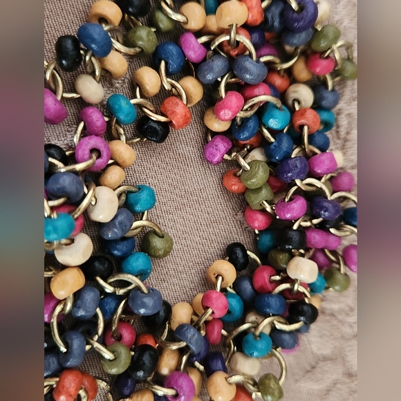 SO Vibrant Multicolor Beaded Necklace - Picture 2 of 3